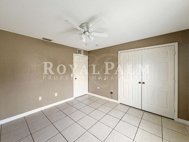 Building Photo - $350 Off First Month’s Rent if You Apply by Feb 28th - Make Yourself at Home — Charming 3-Bed, 2-...