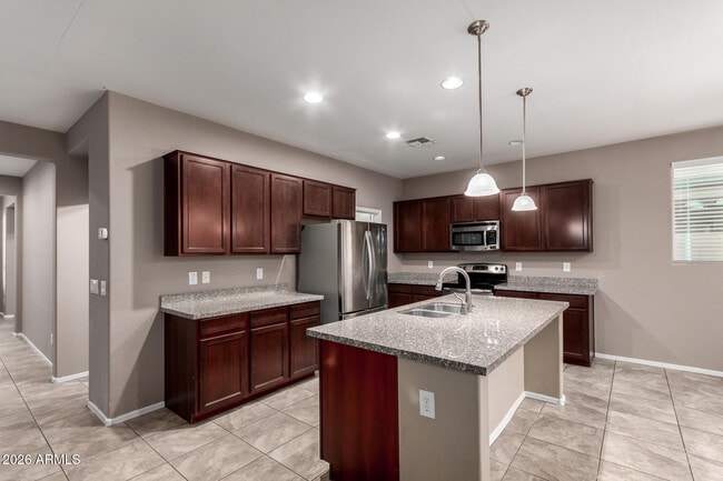 Building Photo - 16128 W Desert Flower Dr