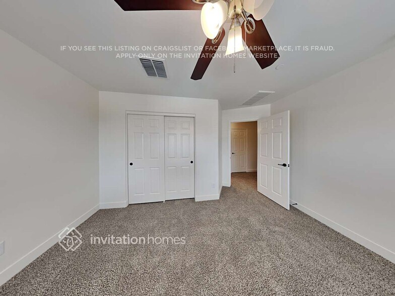 Building Photo - 2105 N 211th Dr