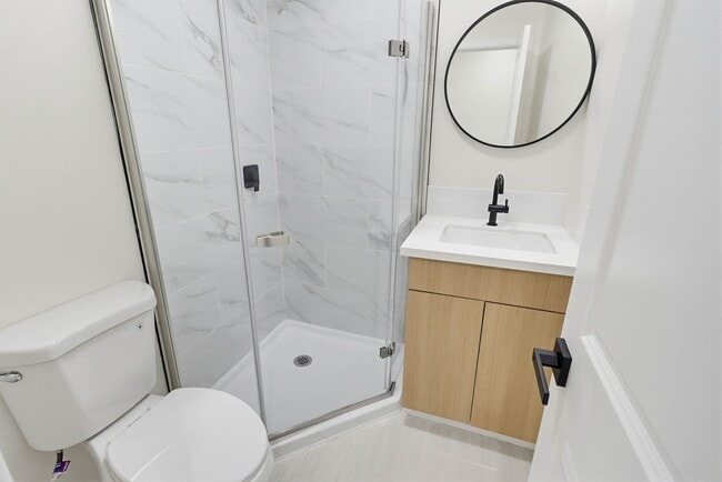 Building Photo - 338 Patricia Ln