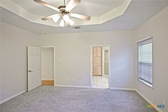Building Photo - 2725 Diamond Trail