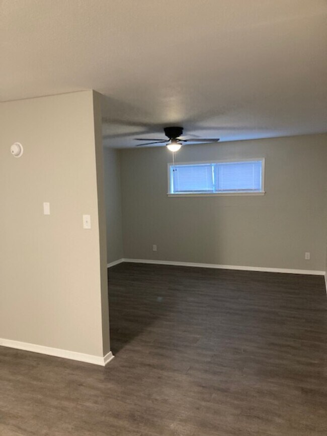 JR APARTMENTS 2241 W Burton Rd Mount Pleasant TX 75455 Apartment Finder