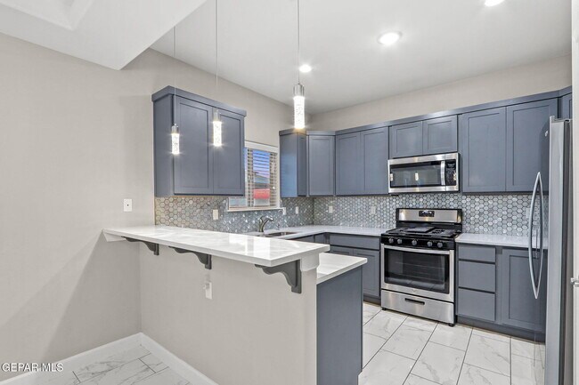 Building Photo - 3496 David Palacio Dr
