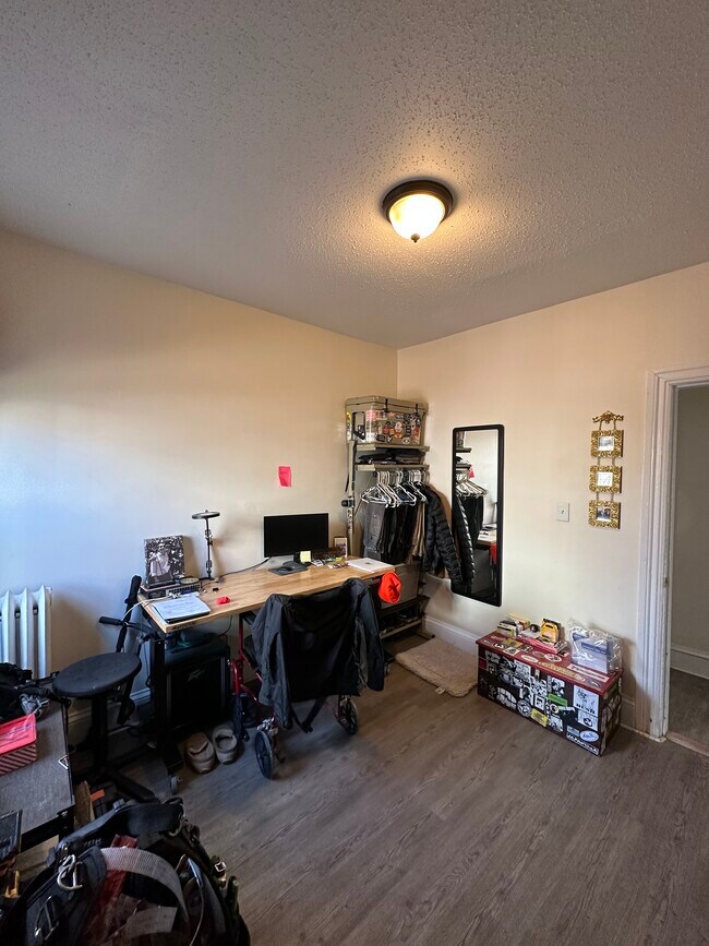 Building Photo - 117 Hanover St