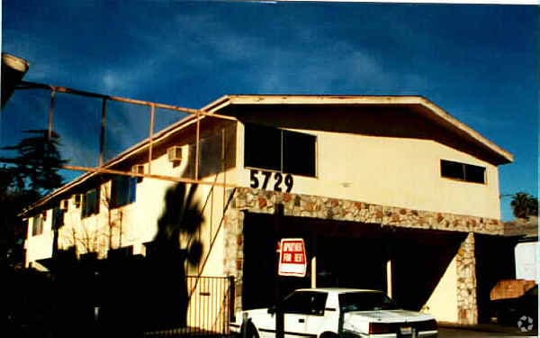 Building Photo - 5725-29 Vineland Ave