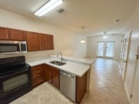 Building Photo - 2951 SW 35th Pl