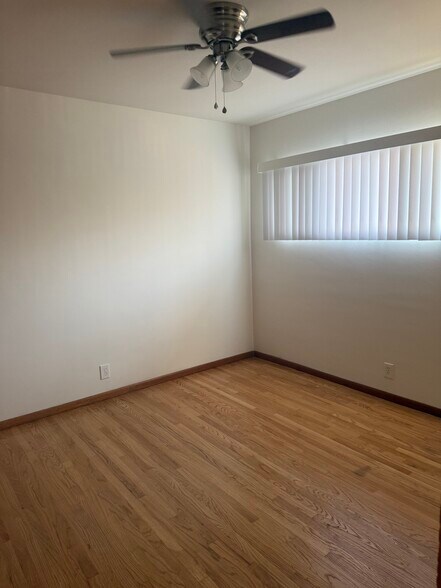 Bedroom - 544 W Vesta St