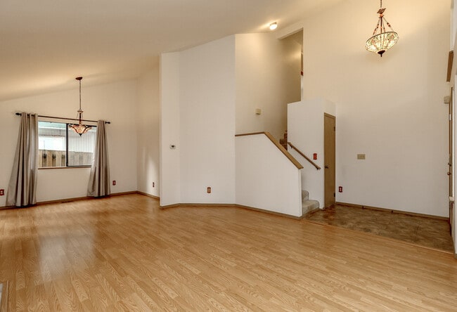 Building Photo - 3223 S 372nd St