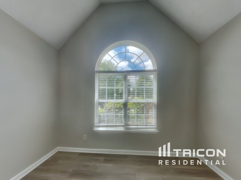 Building Photo - 125 Addy Ln