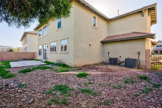 Building Photo - 5650 St Elias St