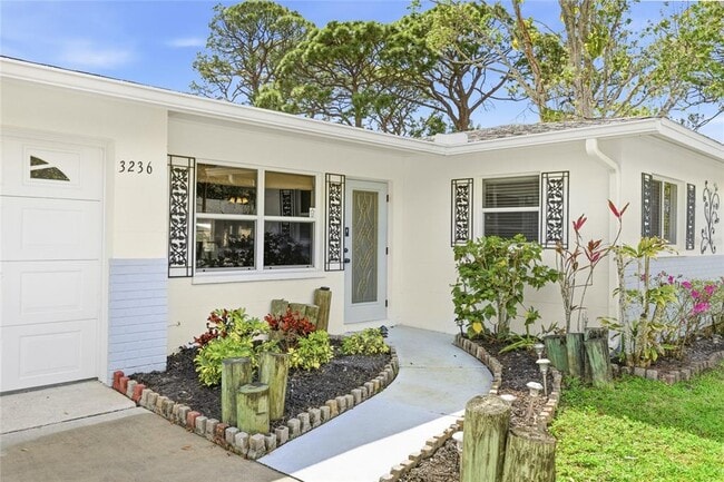 Building Photo - 3236 Ashton Rd