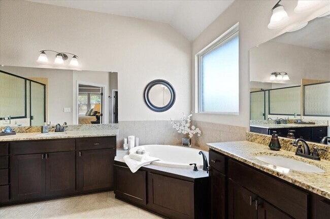 Building Photo - 2028 Tribal Way