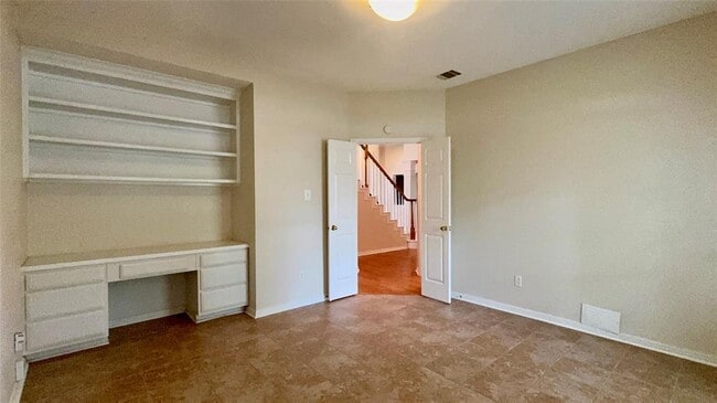 Building Photo - 10813 Redmond Rd