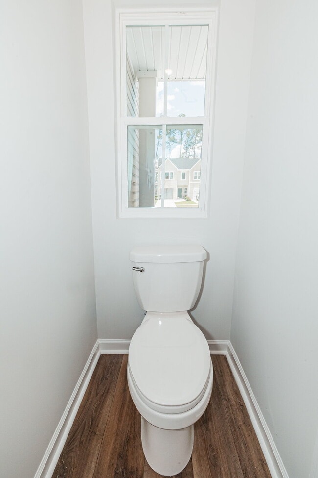Building Photo - Brand-new 3 bedroom, 2.5 Bath Townhome with pond view
