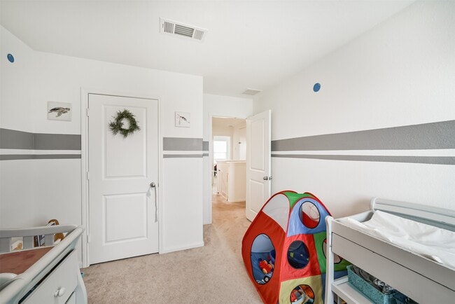 Building Photo - 26407 Red Clover Dr