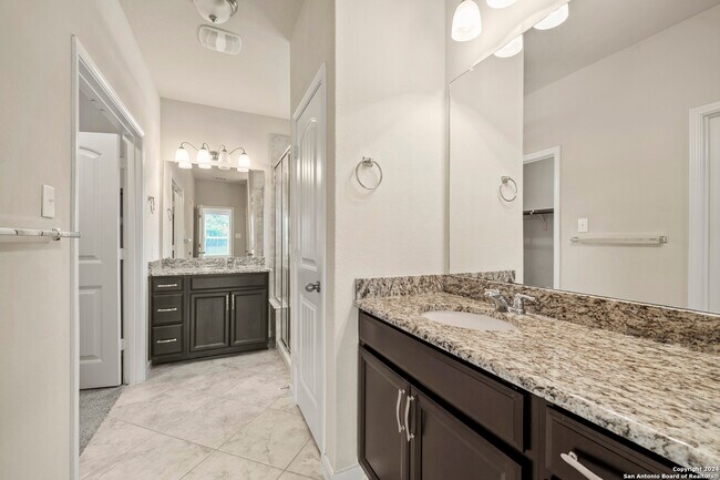 Building Photo - 307 Limestone Creek