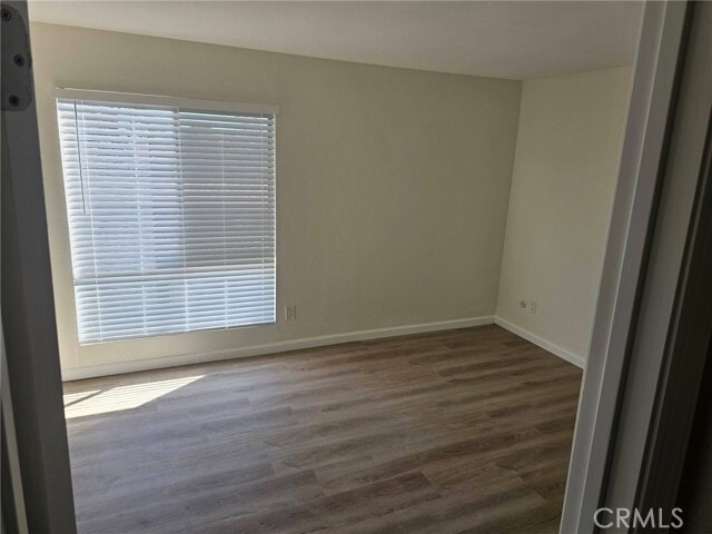 Building Photo - 2871 S Fairview St