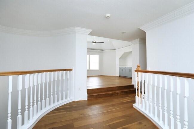 Building Photo - 1715 Cottage Landing Ln