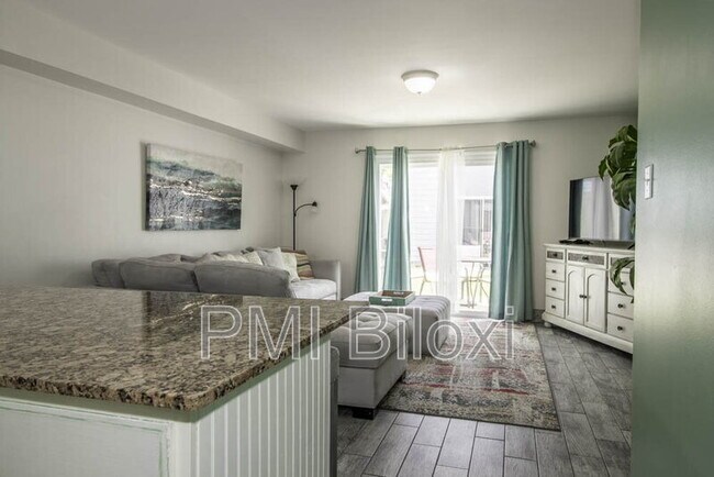 Building Photo - 1664 Beach Blvd