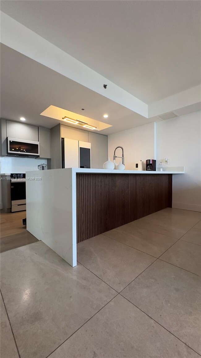 Building Photo - 50 Biscayne Blvd