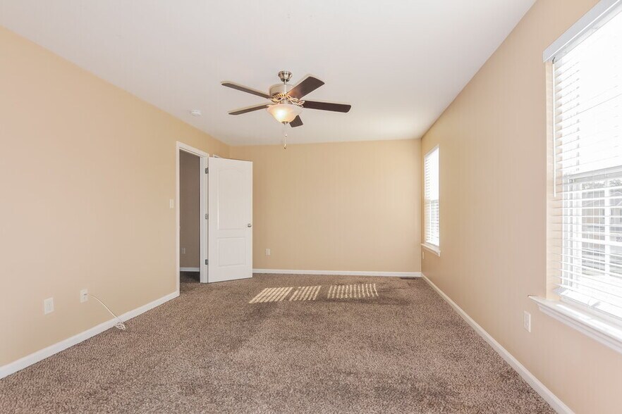 Building Photo - 209 Cimarron Ridge Crossing