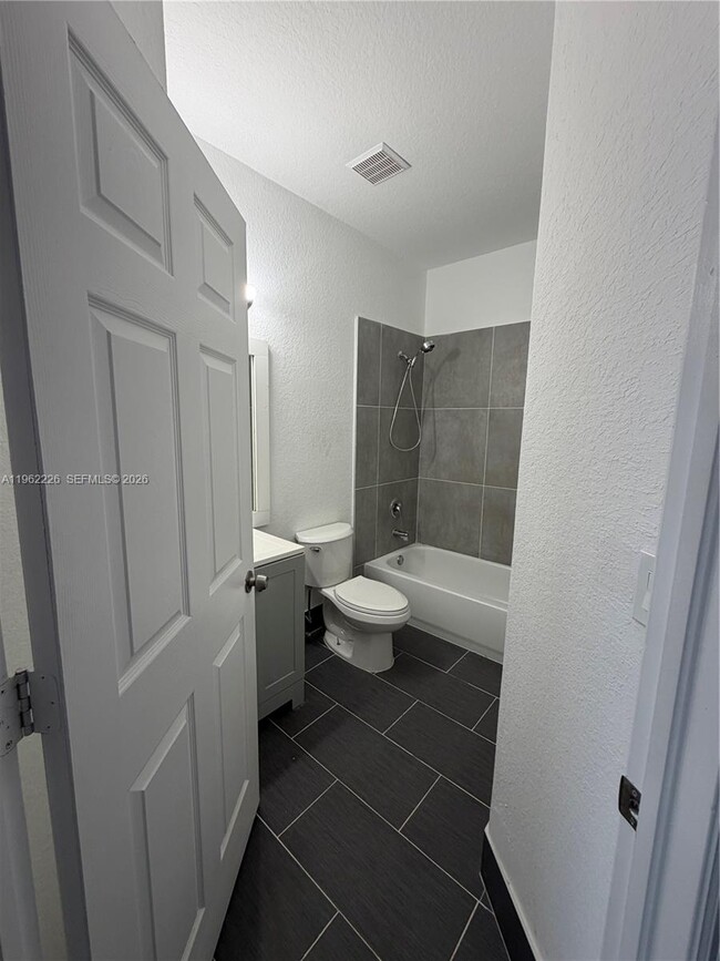 Building Photo - 24532 SW 110th Ave