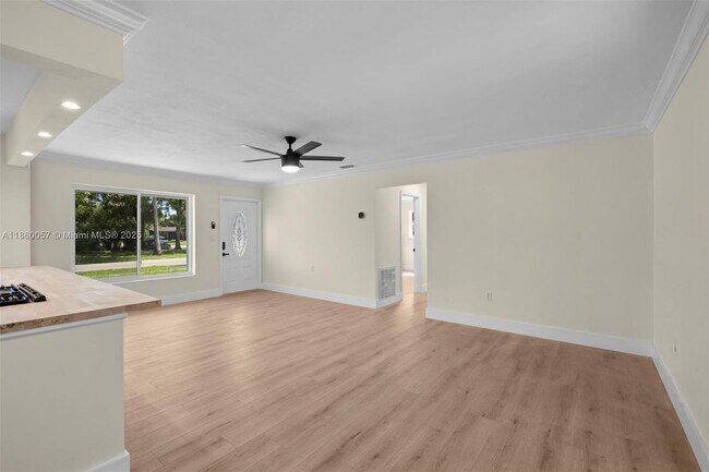 Building Photo - 5991 NW 14th Pl