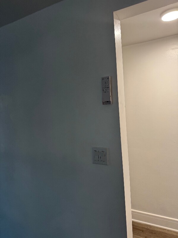 Building Photo - 961 Eastside Dr SE