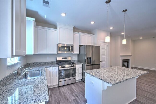 Building Photo - 26 Jaycee Ct