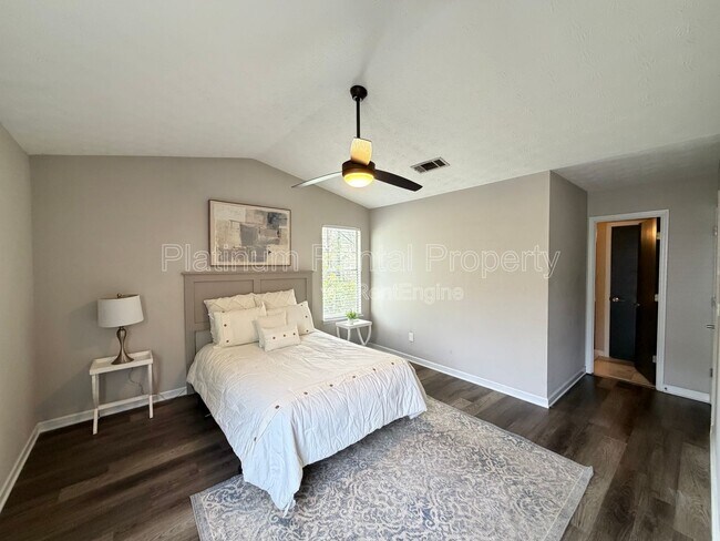 Building Photo - 2675 Wildflower Ln SW