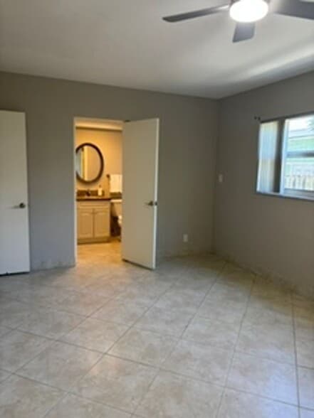 Building Photo - 3213 Colony Club Rd
