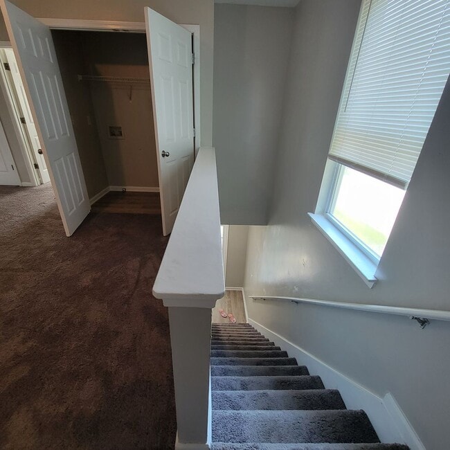 Building Photo - Newer Home For Rent 2 Story - Just Like Br...