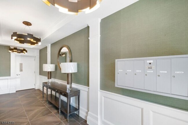 Building Photo - 409 Westfield Ave