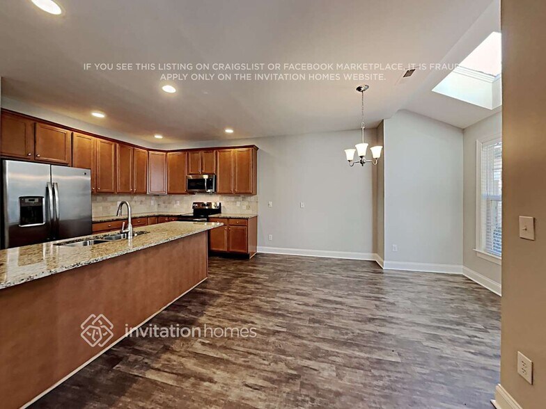 Building Photo - 11208 Presidio Dr