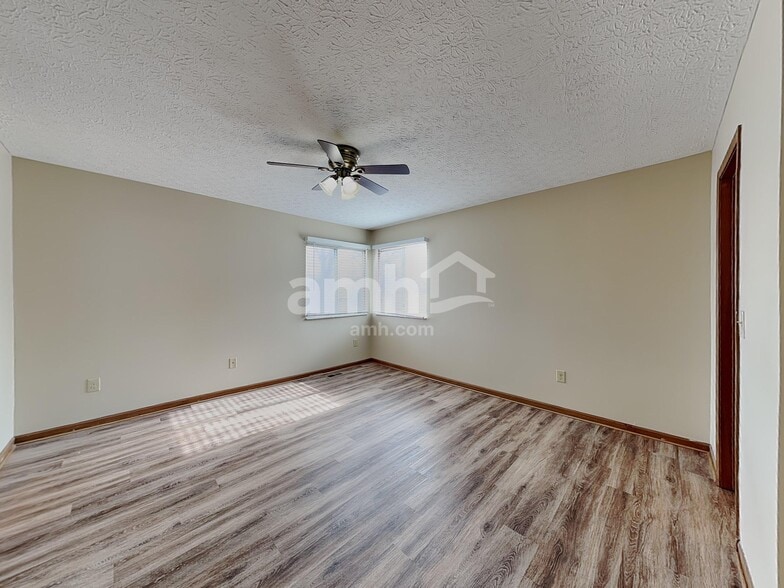 Building Photo - 3562 Rocky Rd