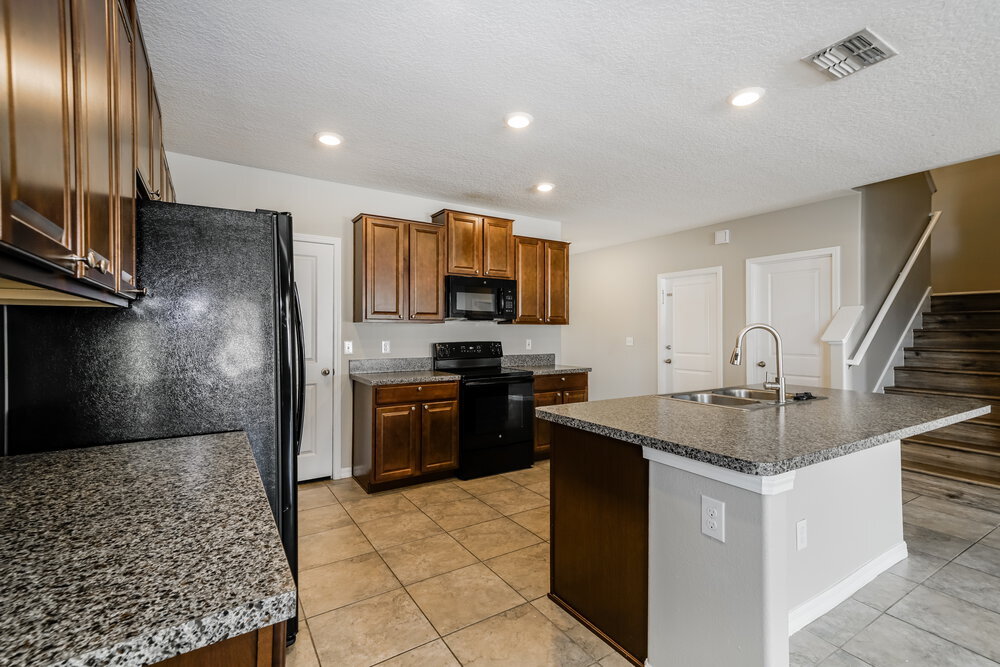 Building Photo - 3083 Kresterbrooke Ln