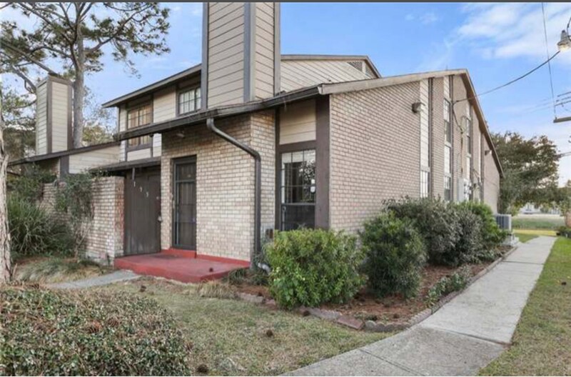 Building Photo - 2312 Ashley Dr