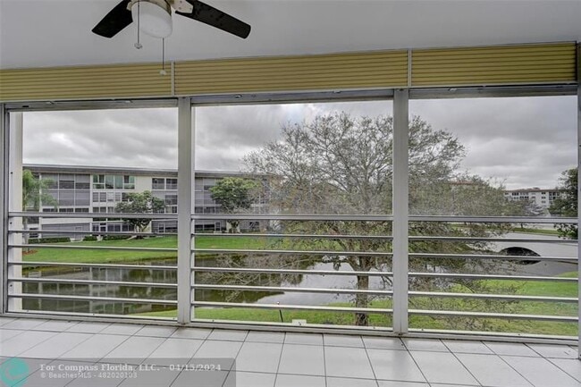 Building Photo - 4401 Martinique Ct