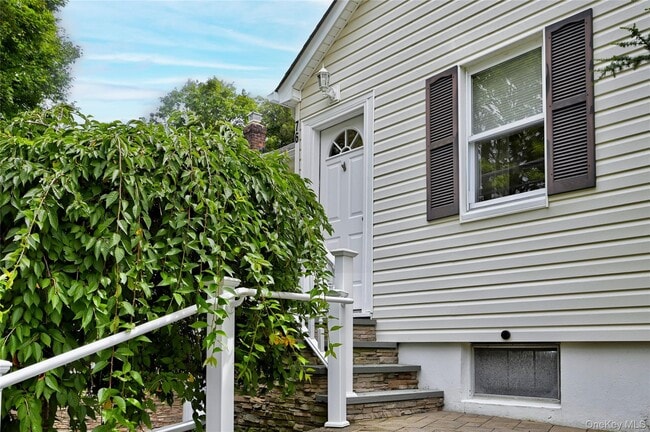 Building Photo - 76 Norton Dr