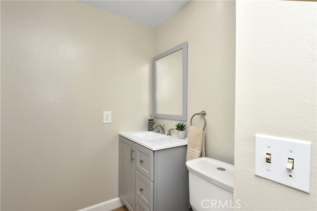 Building Photo - 4247 Larwin Ave