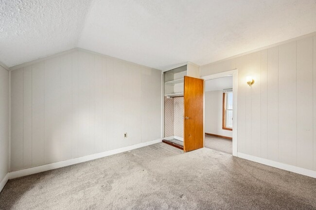 Building Photo - 11N455 Tower Rd