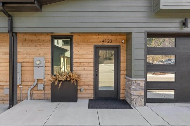 Building Photo - 4123 Outpost Wy