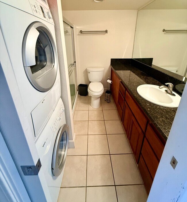 Building Photo - Stunning 11th Floor Luxury apartment in The Belvedere Towers – Downtown Reno Living at Its Finest!