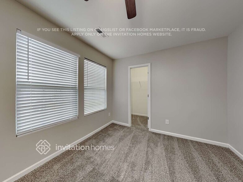 Building Photo - 6121 Fazenda Drive