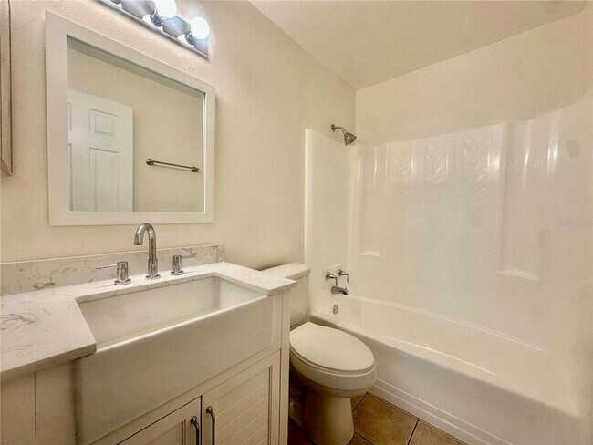 Building Photo - 5638 Struthers Ct