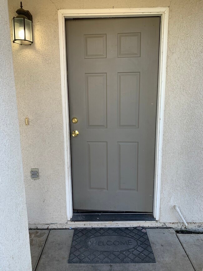 Building Photo - 1118 Solstice Ave