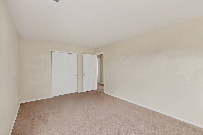 Building Photo - Spacious 5-Bedroom Home in Enchanted Hills – Rio Rancho