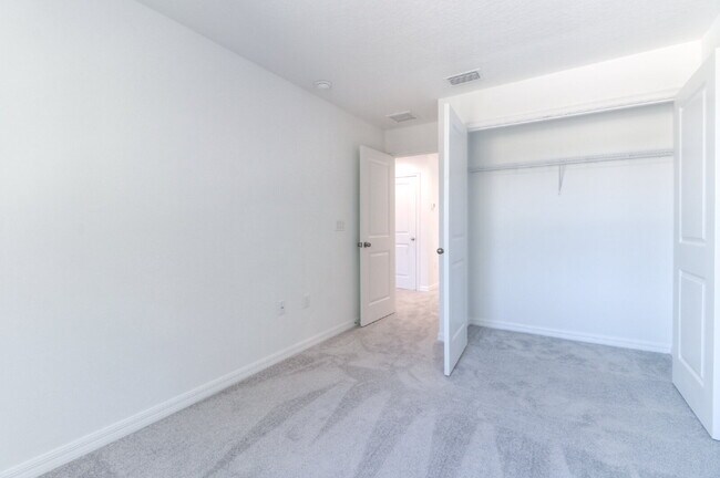 Building Photo - Spacious Two-Story East Tampa Rental Near Parks, Downtown and Major Highways