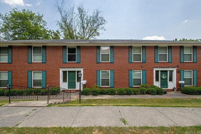 Building Photo - 3801 Hill Rd