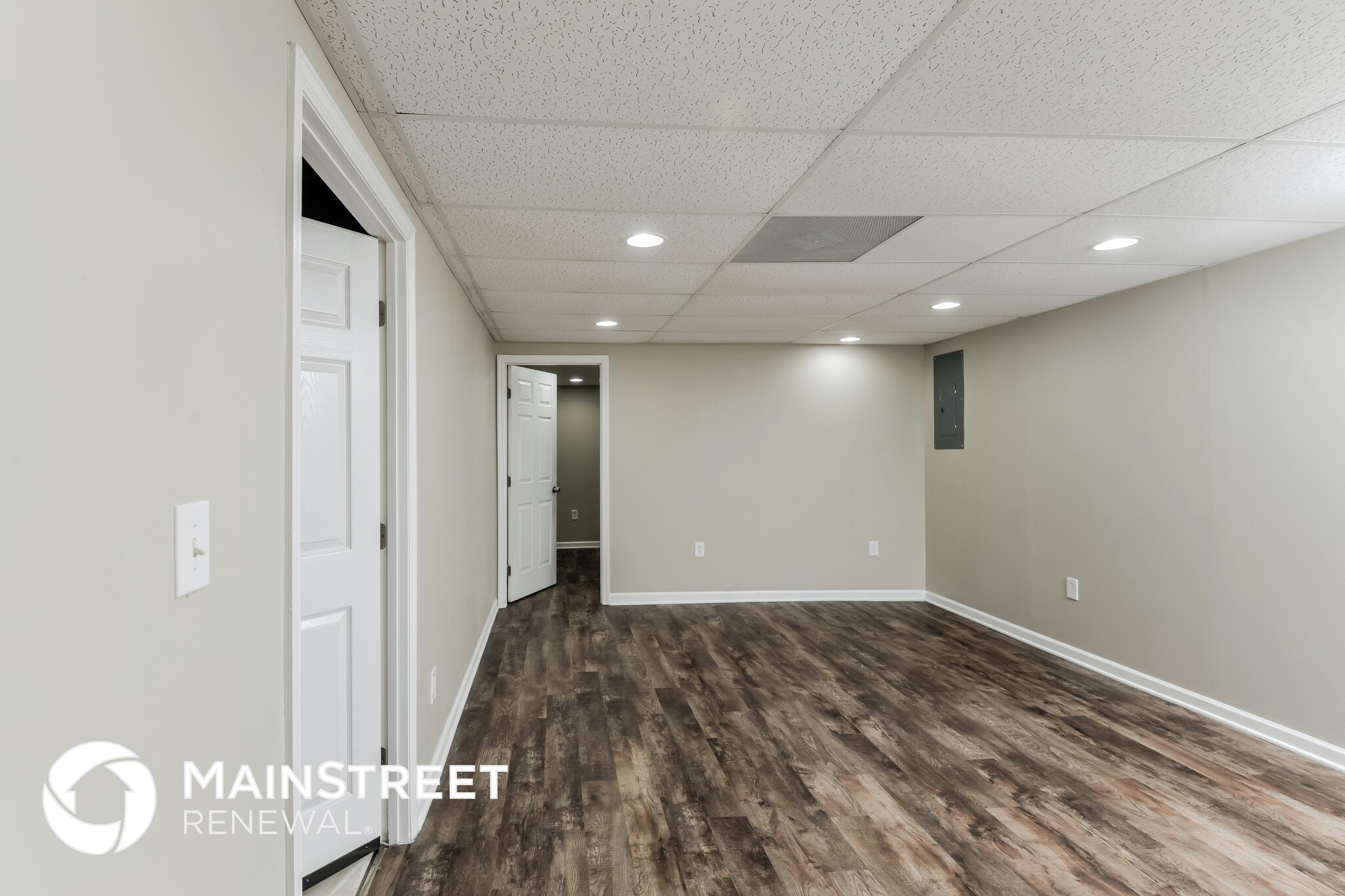 Building Photo - 650 Starlite Dr